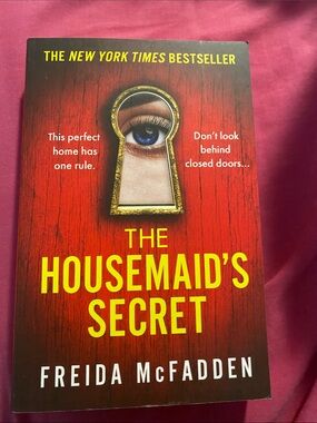 The Housemaid's Secret Paperback - Red Cover